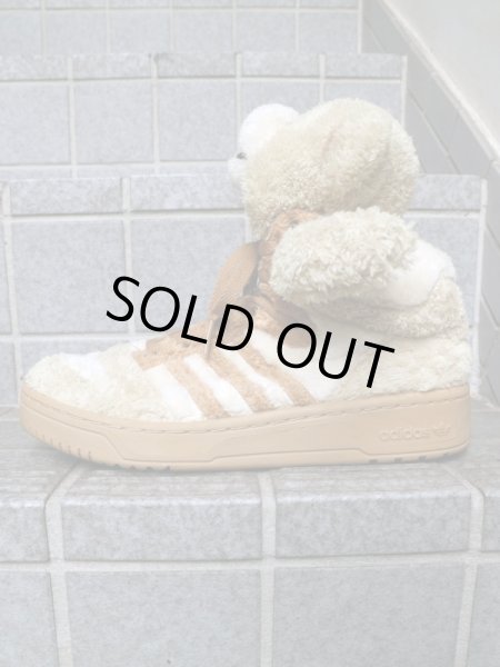 画像3: 【adidas × JEREMY SCOTT アディダス ジェレミースコット】 ベアーマスコットスニーカー BEIGE (3)