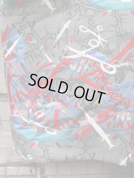 画像4: 【ha za ma ハザマ】 DRUG ジャガード柄トレンチコート (4)