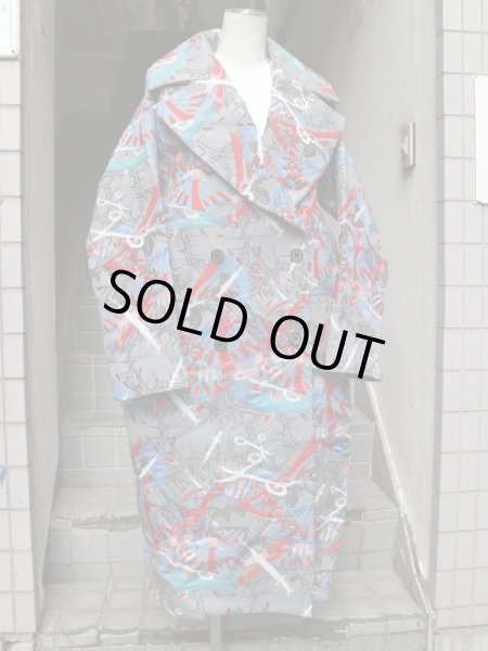 画像7: 【ha za ma ハザマ】 DRUG ジャガード柄トレンチコート (7)