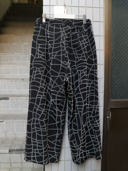 画像2: 【ha za ma はざま】 カーブライン柄ワイドパンツ  (2)