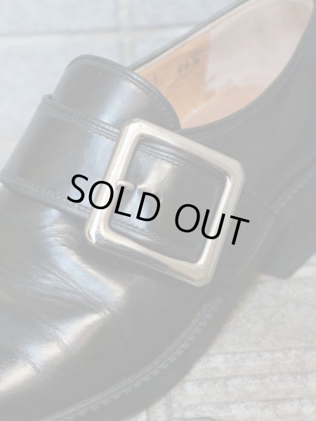 画像2: 【BELLY BUTTON ベリーボタン】 デカバックルローファーシューズ (2)