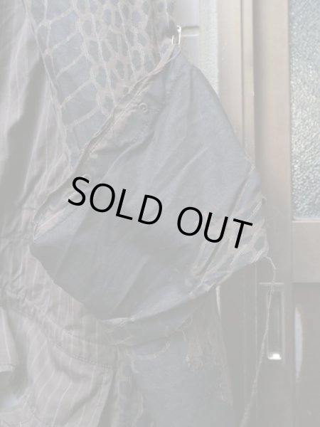 画像4: 【NOZOMI ISHIGURO ノゾミイシグロ】 腕章付きフードコート (4)