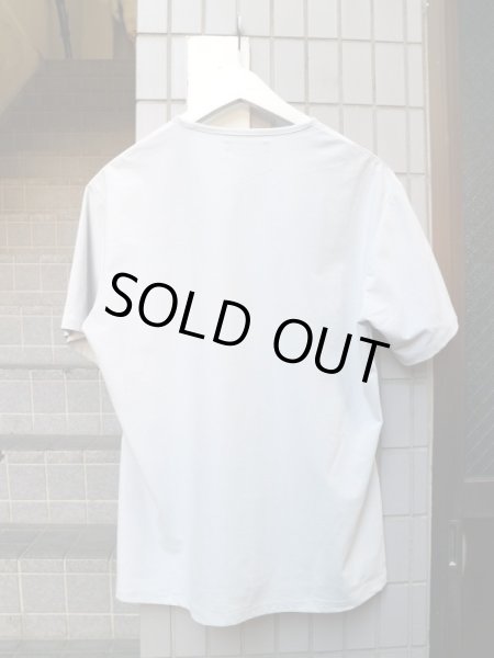 画像2: 【chloma × キズナイーバー クロマ】 ［カラダの痛み］ グラフィックプリントＴシャツ (2)