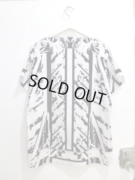 画像2: 【壱吾弐工機 カザフタコウキ】グラフィック柄Tシャツ (2)