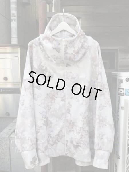 画像2: 【BALMUNG バルムング】グラフィック総柄ジャージハイネックビッグパーカー (2)