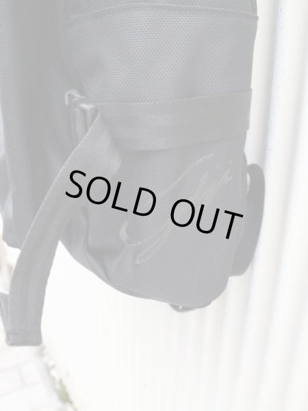 画像4: 【Yohji Yamamoto POUR HOMME × NEW ERA ヨウジヤマモトプールオム ニューエラ】zoom up signature logo carrier pack コラボ ロゴ刺繍バックパック (4)