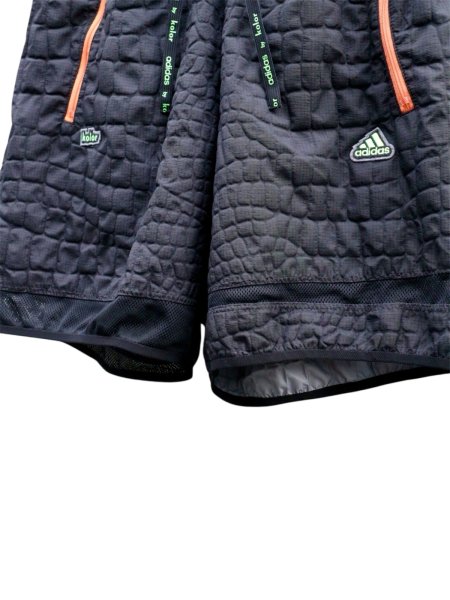画像4: 【adidas by kolor アディダス カラー】コラボ エンボス ナイロン ショートパンツ (4)