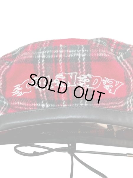 画像4: 【CANDY STRIPPER キャンディストリッパー】CHECK STAGGERED タータンチェック柄 ベレー帽 帽子 (4)