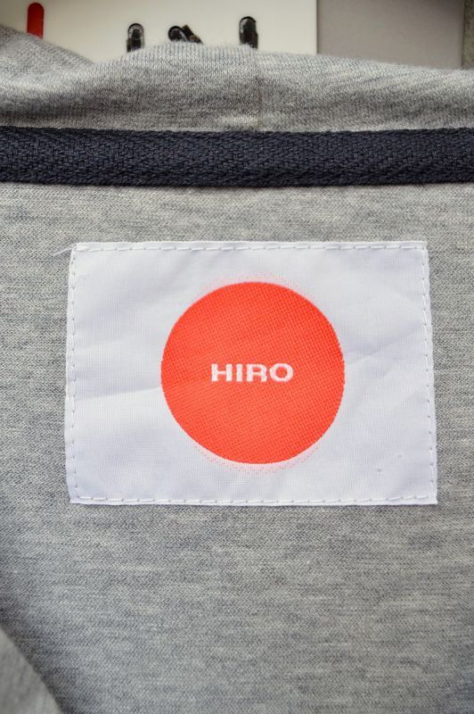 【HIRO ヒロ】グレー日の丸プリントライダースビッグパーカー