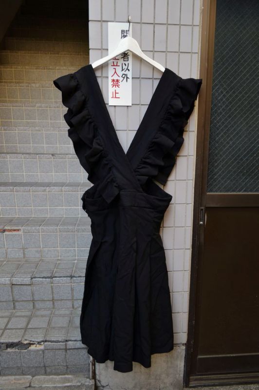 《美品》COMME des GARCONS 吊りスカート ポリ縮 ブラック S