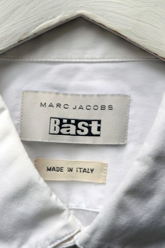 マークジェイコブス Bast グラフィック Tシャツ イタリア製-